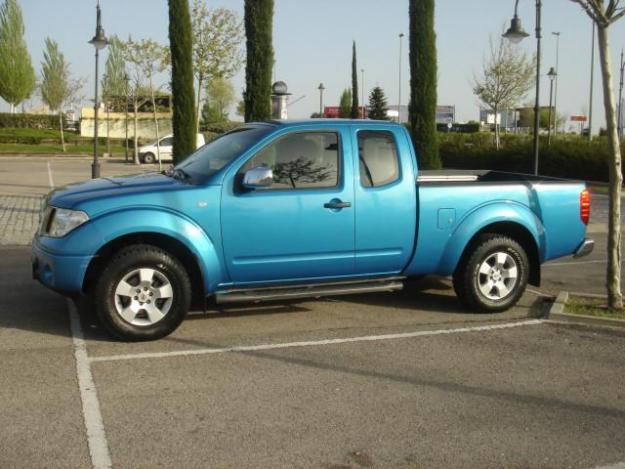 2005 Nissan Navara 4X4 King Cab SE Azul