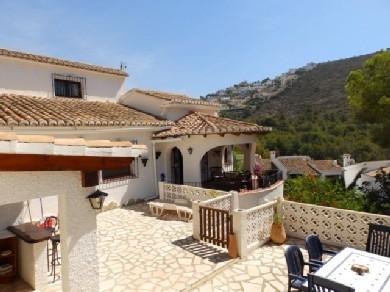 Chalet con 3 dormitorios se vende en Moraira, Costa Blanca