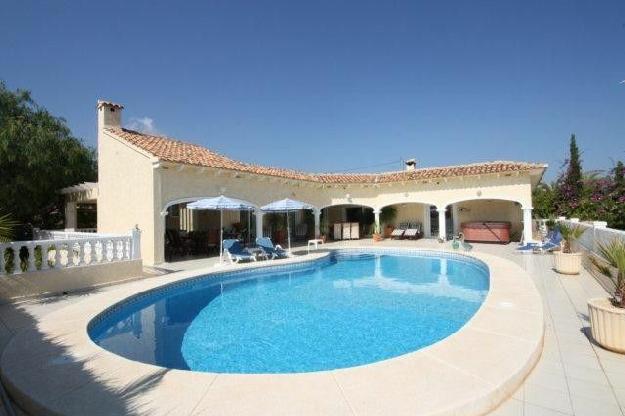 Chalet en venta en Nucia (la), Alicante (Costa Blanca)