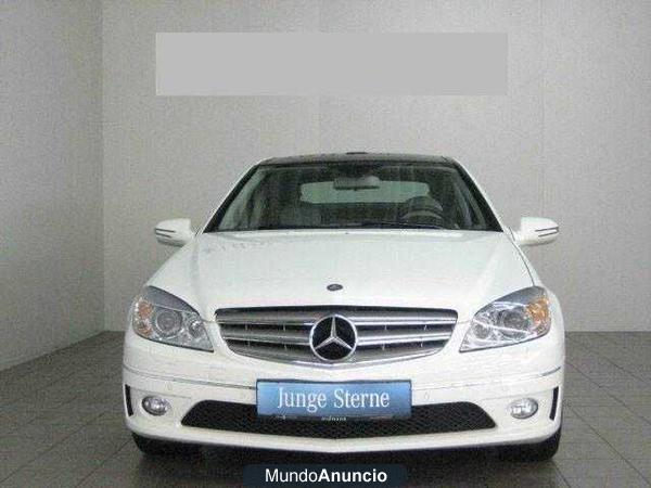 Mercedes-Benz CLC 200 CDI/BI-XENON AVI COMAND