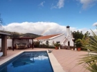 Chalet con 3 dormitorios se vende en Comares, Axarquia - mejor precio | unprecio.es