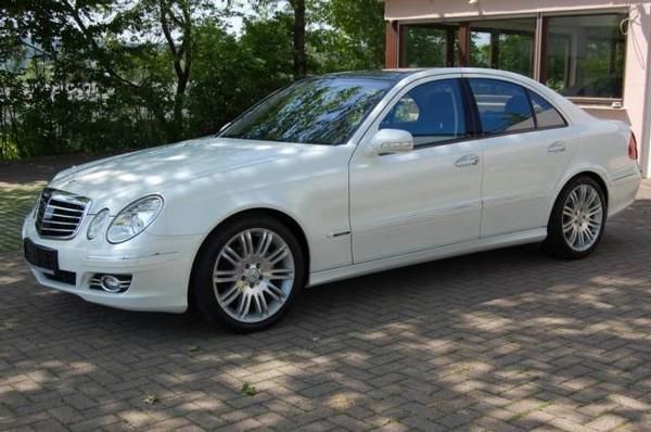 MERCEDES-BENZ E 300 Avangarde, 03/2008, 211cv, blanco, diesel, automatico, 9000km, 12500euros