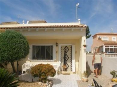 Bungalow con 2 dormitorios se vende en Ciudad Quesada, Costa Blanca