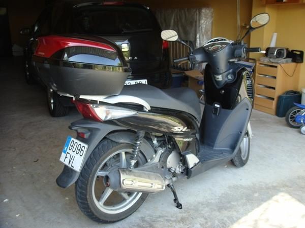 Honda scoopy sh150i