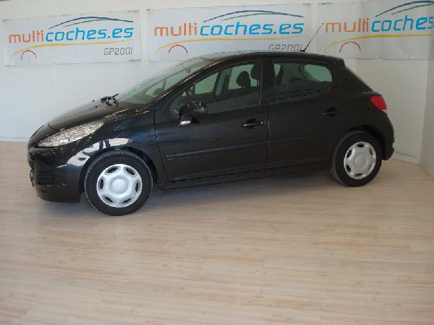 Peugeot 207 Confort 1.4 HDI 70, 8.900€