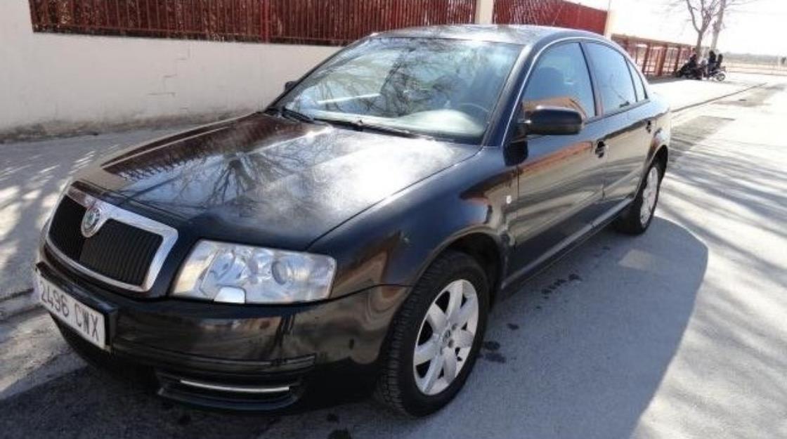 2004 Skoda Superb 1.9 TDI Elegance Negro