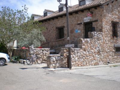 in Jalance,  Valencia And Costa del Azahar   - 400000  EUR