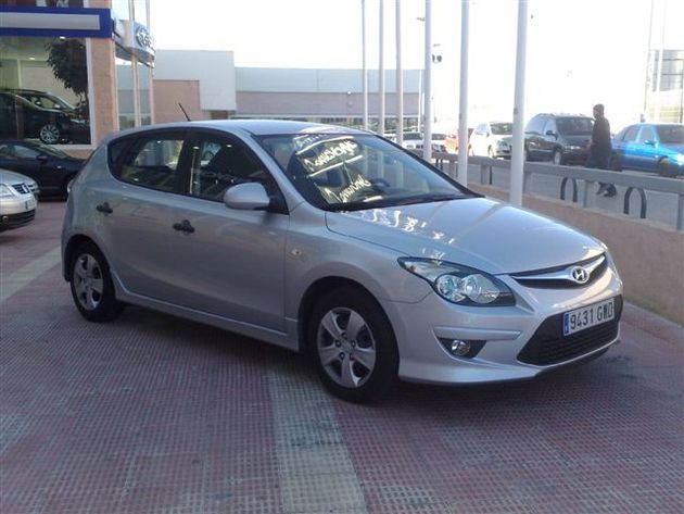 HYUNDAI i30 1.6CRDi Comfort 90