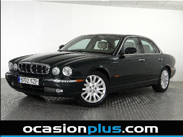 Jaguar XJ XJ8 3.5 Executive 258CV 4P, 12.800€