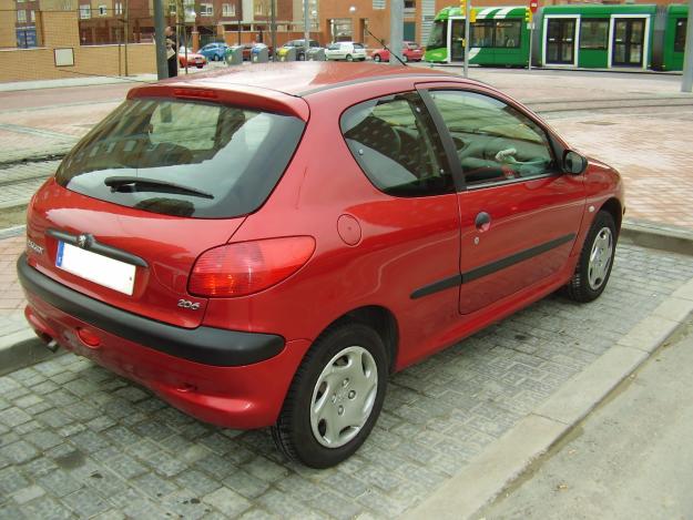 Se vende Peugeot 206 Modelo XTD 1,9 Diésel