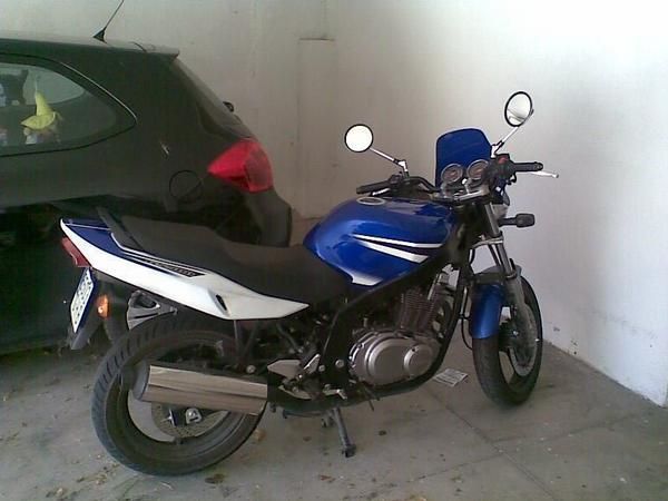 VENDO SUZUKI GS 500 F