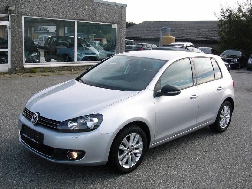 Volkswagen Golf 1,6TDi Style Climatronic/Navi/cruis