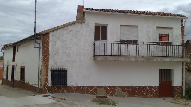 Se vende finca rútica en Fuentespreadas (Zamora)