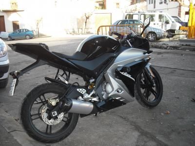 Yamaha YZF 125R