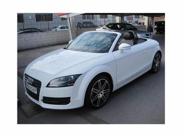 AUDI TT Roadster 2.0 TDI DPF quattro