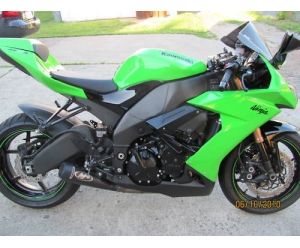 KAWASAKI ZX 10