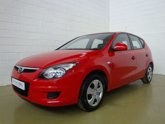 HYUNDAI i30 1.4 Classic GL