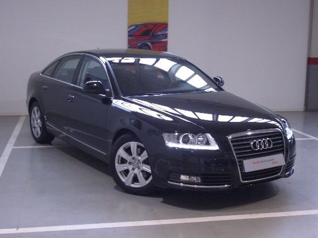 AUDI A6  2.4 MULTITRONIC