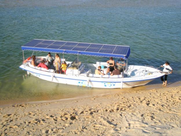 Barcos Solares 100% Ecológicos para Turismo