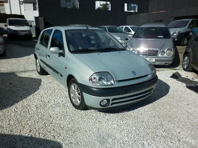 RENAULT CLIO  1.4 16V RXE PROAC. 100