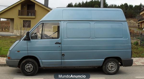 Vendo furgoneta Renault Trafic