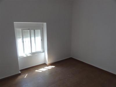 4b  , 1ba   in Oliva,  Valencia And Costa del Azahar   - 73000  EUR