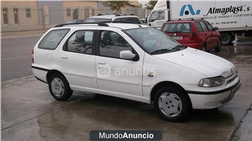 Fiat Palio Weekend Weekend Td 70 5p. \'00