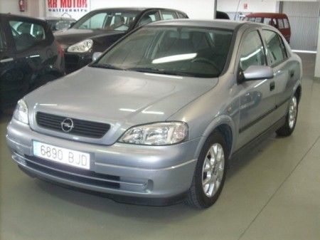 OPEL ASTRA  - Navarra