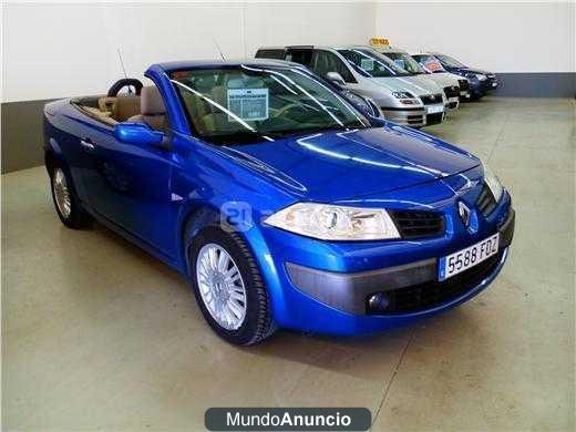 Renault Megane COUPECABR. LUXE DYNAMIQUE 1.9