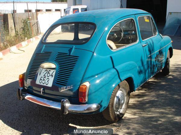 SEAT 600 COCHE CLÁSICO