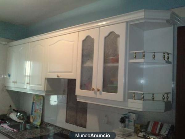 VENDO MUEBLES DE COCINA EN COLOR BLANCO