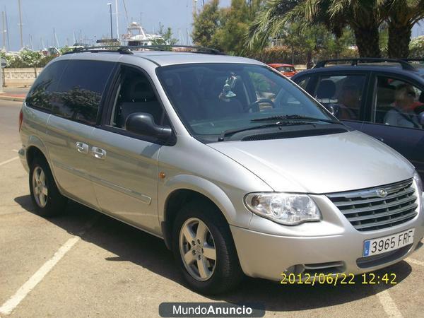 CHRYSLER VOYAGER 2.8 CRD LX AUT.