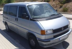 vendo volkswagen Caravelle T4  2.4D