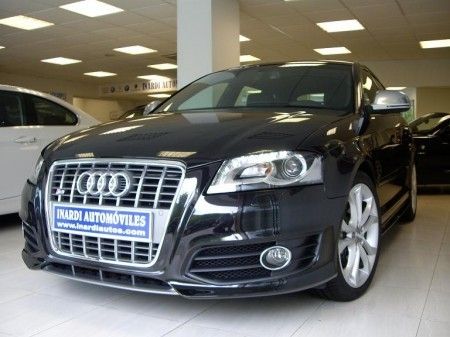 AUDI S3 S3 SPORTBACK  GPS, BOSE, XENON CON LEDS, MAGNETIC RIDE.  SOLO 4.900 KM!!  IMPECABLE! - Barcelona