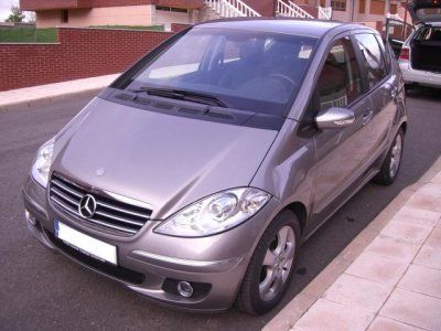 MERCEDES CLASE A A200 AVANTGARDE - Leon