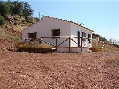 Chalet con 1 dormitorio se vende en Alora