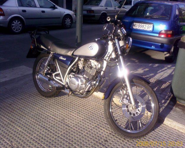 YAMAHA 250 SPECIAL PLATA