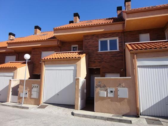 Casa adosada en Santa Cruz del Retamar