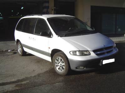 CHRYSLER VOYAGER 2.5 TD 7 PLAZAS SOLO 5.900 €