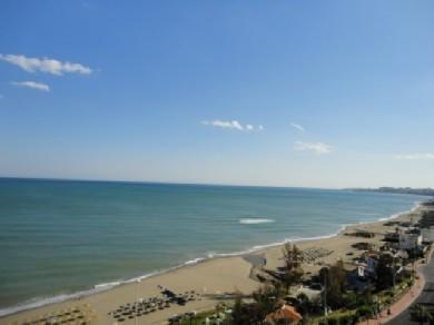 Chalet con 7 dormitorios se vende en Fuengirola, Costa del Sol