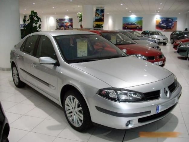 Comprar Renault LAGUNA DYNAMIQUE 2.0 DCI 150 Cv. '06 en Esplugues De Llobregat