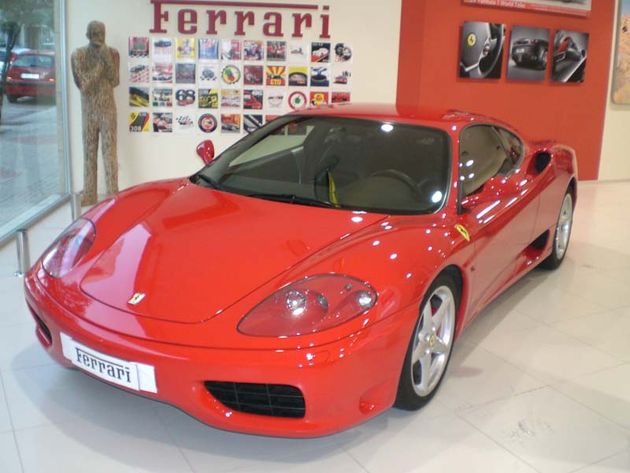 FERRARI F 360 MODENA COUPE 400 cv