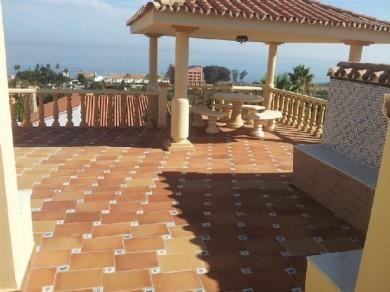 Chalet con 3 dormitorios se vende en Manilva, Costa del Sol