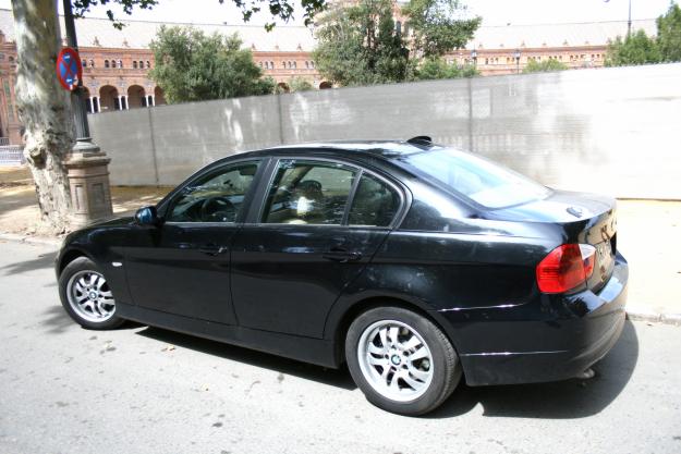 BMW 320d 2005 negro