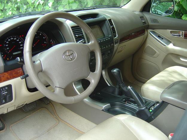 VENDO TOYOTA LAND CRUISER VXL, AUTOMÁTICO, FULL EQUIP, AÑO 2005