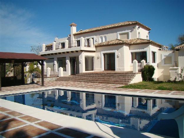 Villas a la venta en Selwo Costa del Sol