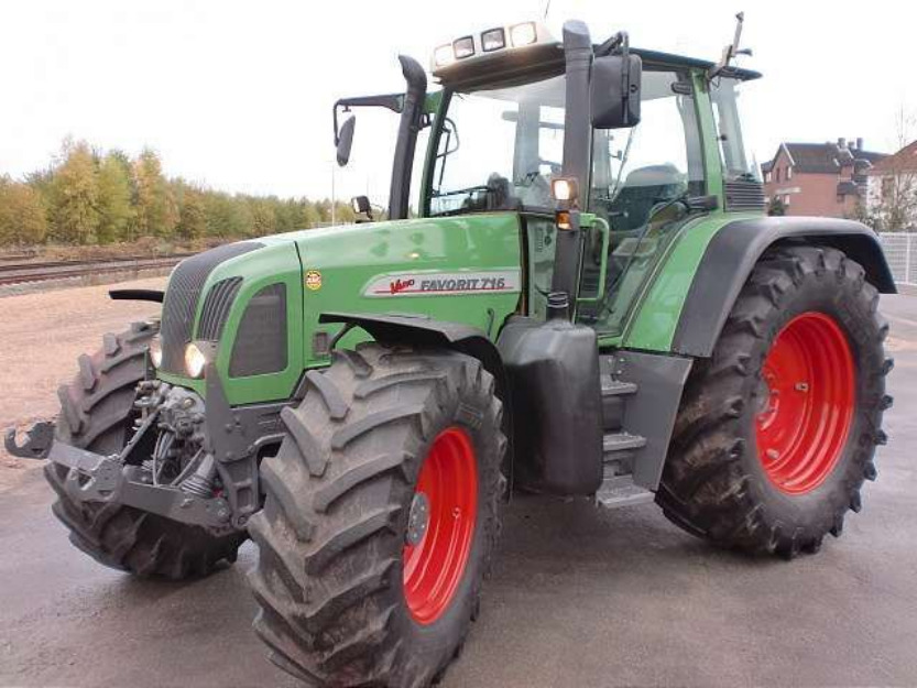 Tractor fendt 716 vario