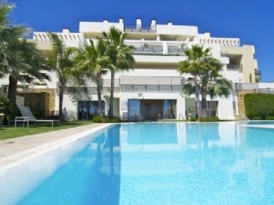 Apartamento con 4 dormitorios se vende en Marbella, Costa del Sol