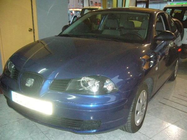 Seat Ibiza 1.4 16V Signa 3P  75 cv