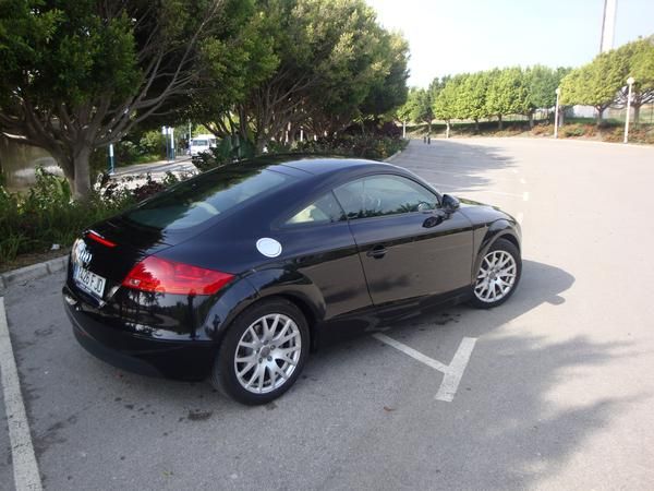 VENDO AUDI TT 20 TFSI EN NEGRO